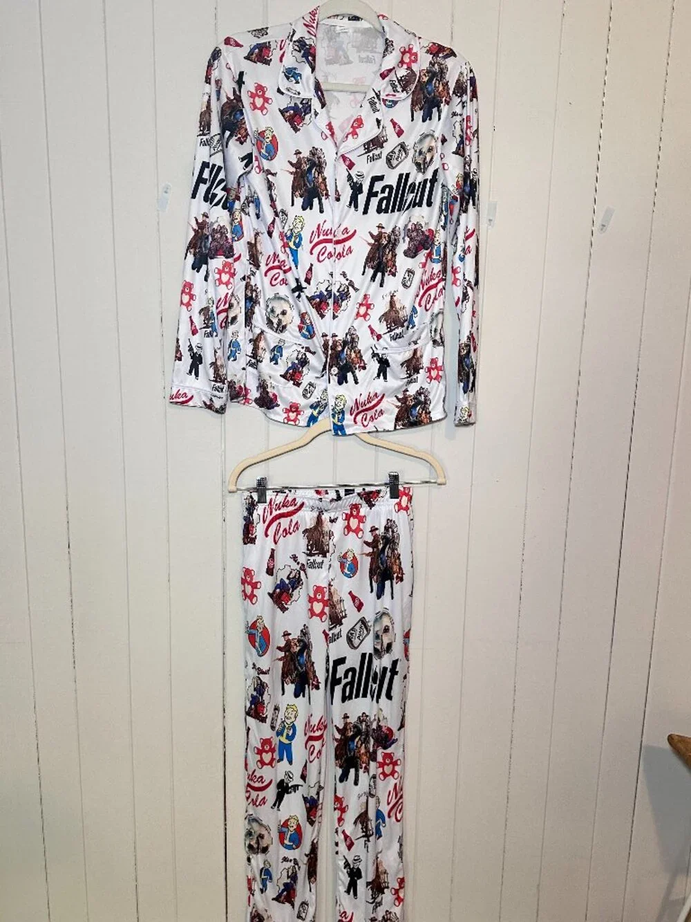 Fallout TV Show Kids Pajamas Set Nuka Cola Vault Boy PJs White XL